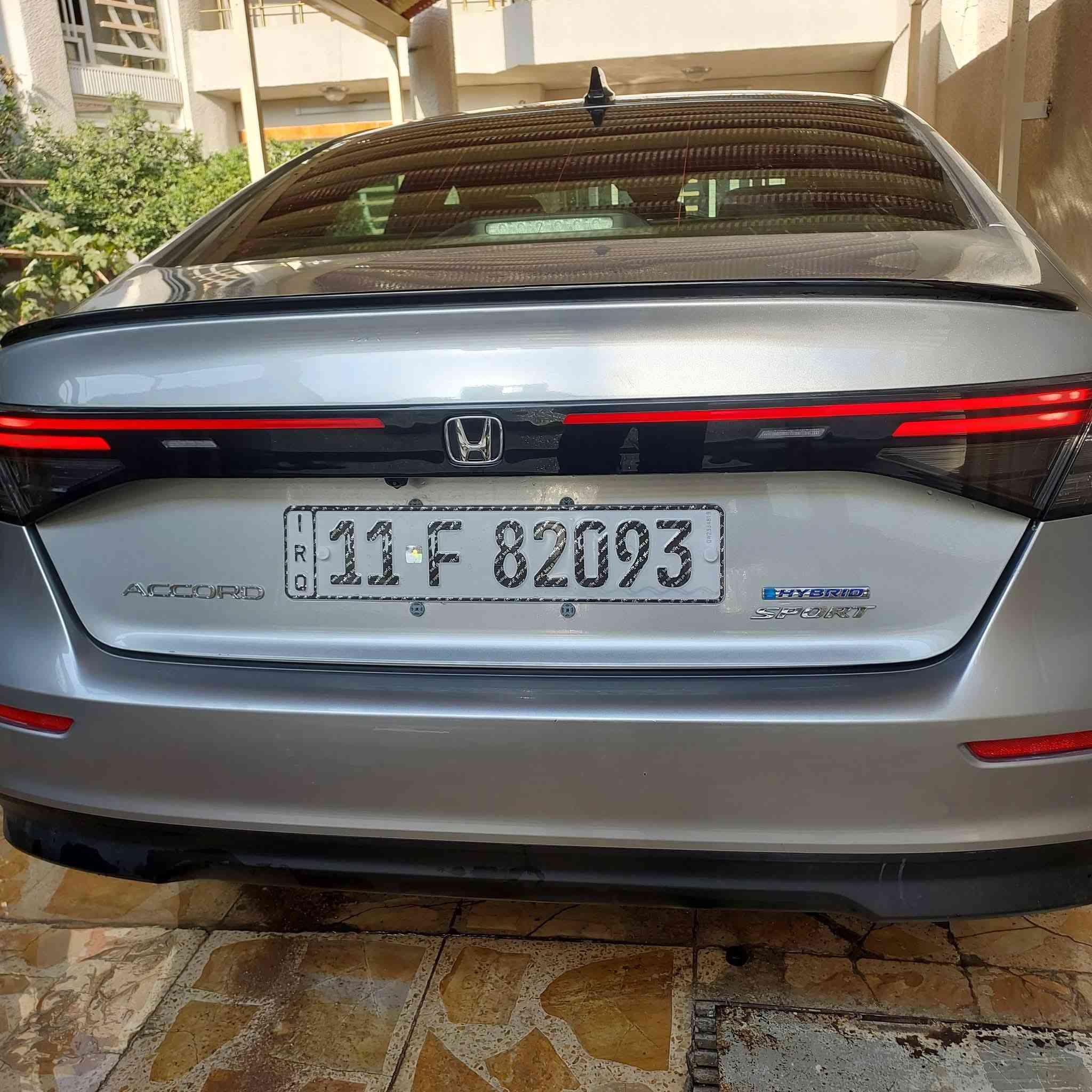 هوندا اكورد هايبرد وارد امريكي 2024  )
مرقم. بغداد
عدد المسافه  10500
• المحرك 2000  
• شاشة كبيرة
•فتحه
• كاميرا خلفية 360
• كرسي كهرباء 
• رادار امامي
• مانع تصادم
• محدد مسار 
• تصحيح مسار
• شفتات بالستيرن
• مثبت سرعة
• مانع انزلاق
• دخول ذكي 
• إنارة ترحيبية
• هندبريك كهرباء
•لايت عدسات زينون
• نظام اوتو لايت Auto
• لايت العالي زنون 
• حساسات مطر 
• حساسات دخول الإنفاق
• حساسات ضغط هواء الإطارات
• أوامر صوتية
• 3 أنظمة قيادة (eco, ev, sport)
• بلوتوث
• مدخل USB + AUX
السيارة حادثها موضح بالصور
ايرباك برده 
المكان بغداد الغزالية
للاستفسار 
***********
***********
للبيع فقط
