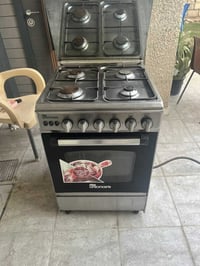 طباخ للبيع ماركهunioneair ٤ عيون نظيفات كلش فرن فوك وجوه شغال سعره ١٥٠...