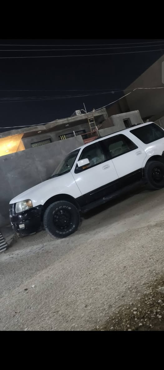 السلام فورت اكسبدشن 2004 بوليس مكان السياره كربلاء المقدسة
سياره فورت اكسبدشن 2004  سياره جاهزه ونظيفه ابيع رقم شرط رقم كتابها كامل باقي بس رسوم  تترقم بابل ومافارغ الها سياره جاهزه مكينه وكير نظيفه وسياره صلوات نصبتها كلش حلوه ومكينه نظيفه كهربايات كلها شغاله  ... *********** باقي التفاصيل خاص
