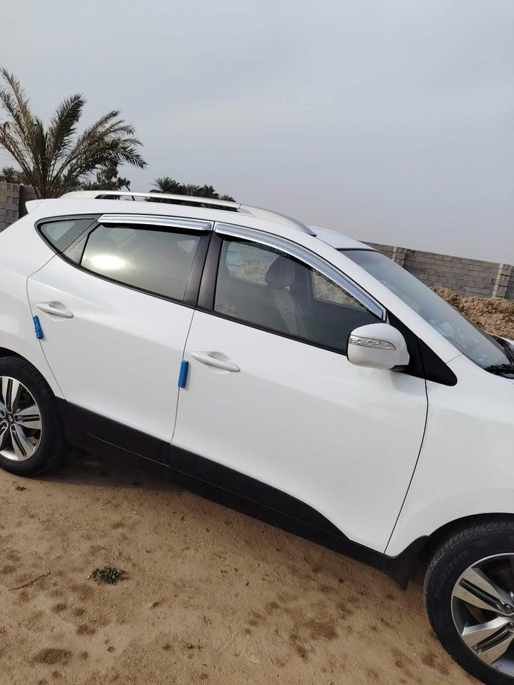 سلام عليكم

توسان 2014 خليجي للبيع

▪️ماشيه١٢٣ ألف كيلومتر

▪️ كاميرا + حساسات أمامية وخلفية

▪️ محرك 2000 (دوش)

▪️ مكينة + قير مكفولة كفالة عامة

▪️ حدادية + تبريد مكفولة

▪️ غرفة شركة – تخبل

▪️ رقم بغداد

السعر: 154 ورقة وبيه مجال

📍 العنوان: ديالى  – بلدروز 

📞 الرقم: ***********
