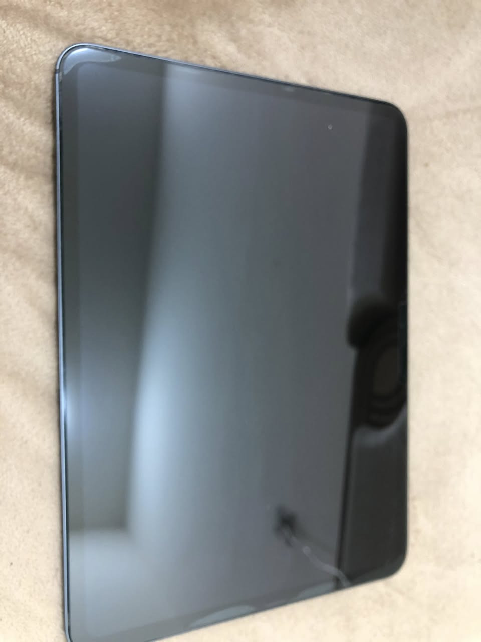 ايباد m4
‎11 انج
بطاريه 100‎%‎
بعده بضمان الشركة 
مع كارتونته وشاحنته الاصلية
السعر مليون قفل 
تواصل واتساب : ***********
