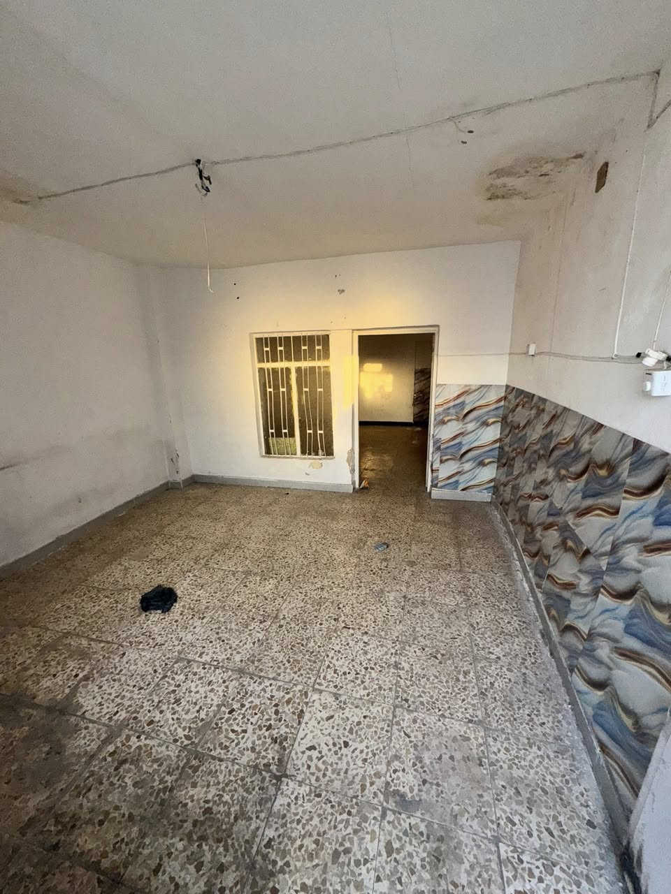 🔸 مشتمل ارضي طابق واحد #للايجار
50متر بناء وسط 

🔸 الطابق الارضي : استقبال ومطبخ وصحيات وغرفه نوم

🔸موقع الدار ممتاز📍الشعب شارع عدن مقابيل سوك اربع تالاف قرب روضه السندباد
 
🔸السعر الايجار : نهايته 250الف قفل رجاءا بلا احراج

#ملاحضه قبل لا تتعنه وتجي كافا التفاصيل مذكوره واضحه مع الصور تحياتي للجميع

معروض بمكتب ابو علي الدراجي للعقار 🏛️
الشعب-نهايت شارع الصحه-مقابيل كرزات ركن الصحه 
***********📞
***********📞
