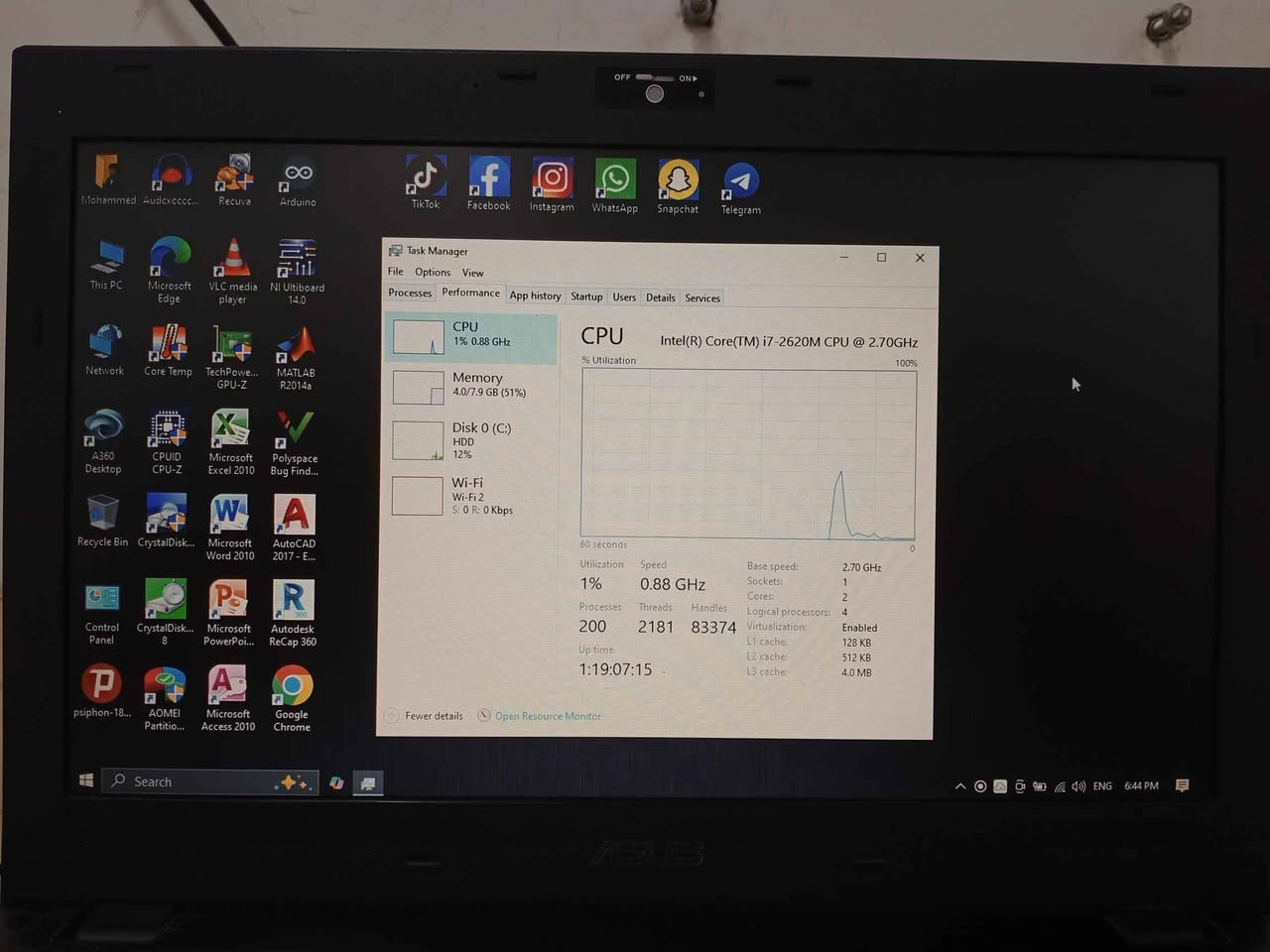 السلام عليكم....
 
للبيع – لابتوب  ASUS بمواصفات جيدة  جدا
      نظافة 95 % 
      (( السعر 85 الف و بي مجال للشراي ))

                 ((((ما عندي توصيل ))))

                    ((متواجد بكل وقت))
 
الموصفات /  الابتوب من الجيل الثاني 

المديل : ASUS B43E
 الحجم : 14.7

 المعالج: Intel Core i7 2520M
بسرعة تصل إلى 3.70GHZ

الذاكرة التخزينية : 500GB HDD 

 الذاكرة العشوائية (RAM): 8GB 

يحتوي على wi fi 2.4G /5G
يحتوي على Bluetooth
يحتوي على كيبورد لوحي عربي / انكليزي 

 نظام التشغيل: Windows 10 Pro – إصدار 25H2
 نوع النظام: 64-بت، مع معالج x64    
  
 كرت الشاشة:Intel HD Graphics 5000 4GB

 عدد الأنوية: 4 نواة فعلية / 8 مسارات – مع دعم كامل للـ Virtualization 

            (يحتوي على بطارية تعمل ساعة ) 

 جاهز للاستخدام، مناسب للدراسة، و التصفح 
و العمل المكتبي و الهندسي و المونتاج و البثوث
بالاضافة الى تشغيل جميع انواع الالعاب 

ملحقات الابتوب /
الشاحن 
الموس سلكي

 مكاني محافظة البصرة  منطقة الحيانية 
للتواصل والاستفسار اتصل على ***********

 (( السعر: 85 الف وبي مجال قليل للشراي )) البصرة, العراق
