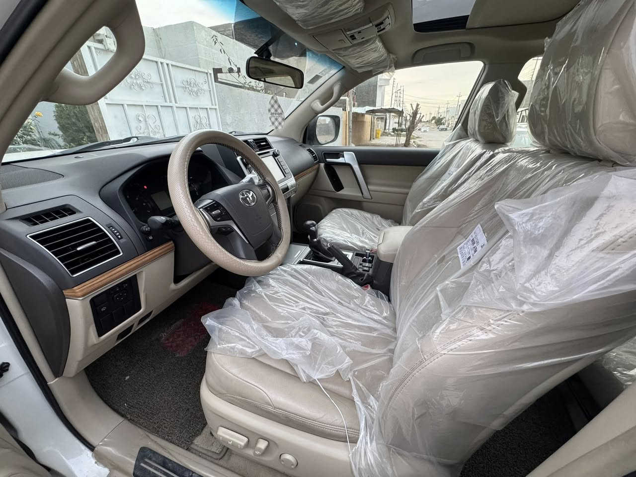 برادو ٢٠٢٠ سازز زيرو
فتحه بصمه جلد 6 سلندر ٧ راكب  ماشيه ٢٧ فقط حقيقي كفاله عامه من الشخط بغداد باسمي السعر ٤٧٥ للاستفسار *********** مكان السياره الرمادي
