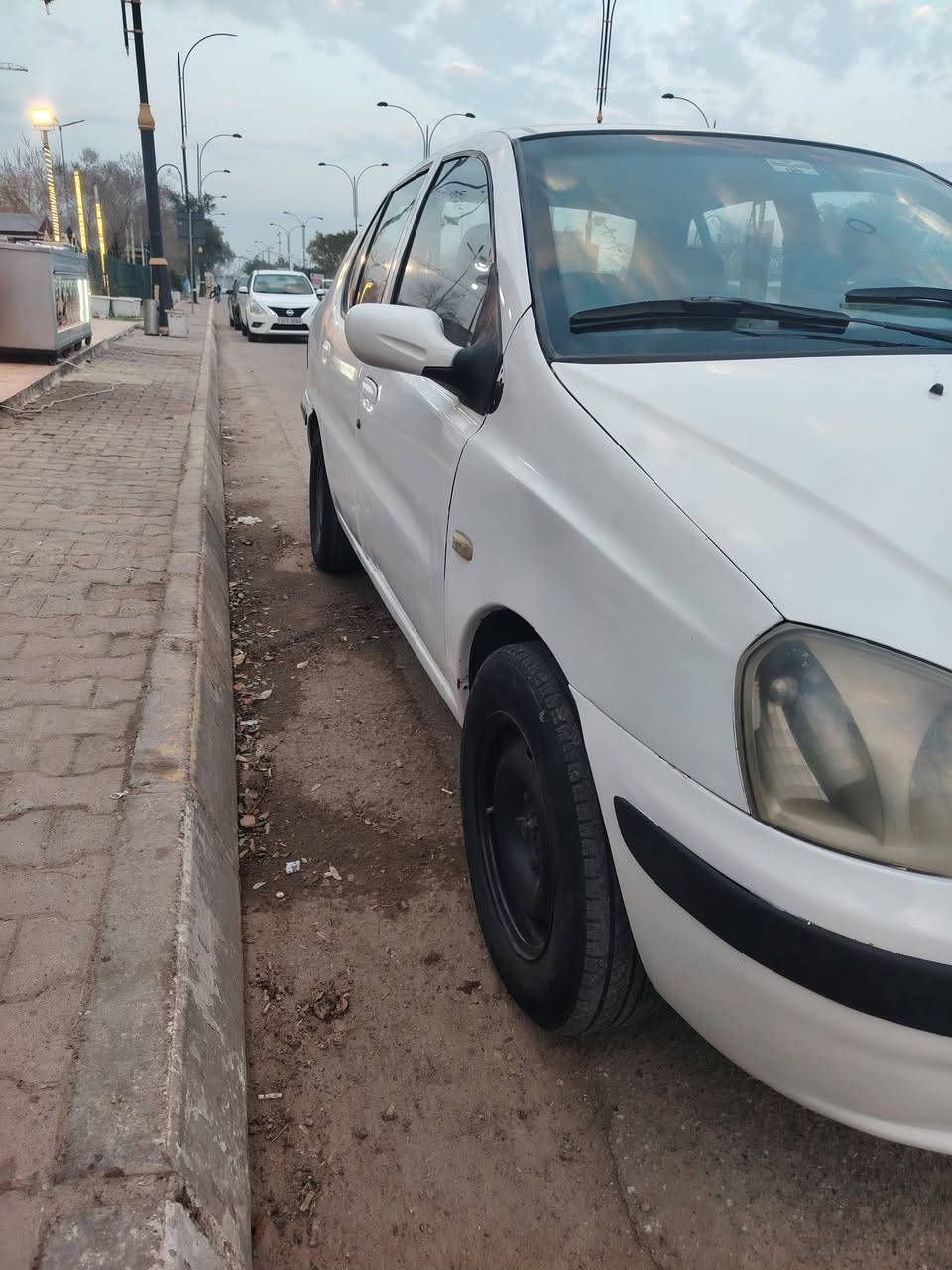 تاتا هندي 2006 رقم كركوك سنويه ساقطه دفتر بانزين بيها كهربائيات كلها شغاله كير عادي السعر 25 وبيها مجال بسيط امراوس حسب القناعه ***********2
