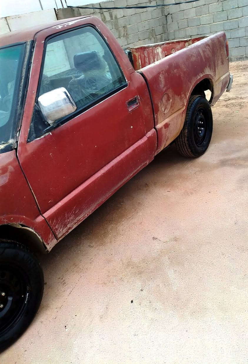 لبيع جمسي مديل 96 مكفوله مداور  مكينه كير اوتماتيك محور شاصي تخم تاير حجم 16 سعر 30 وبيه مجال رقمي ***********
