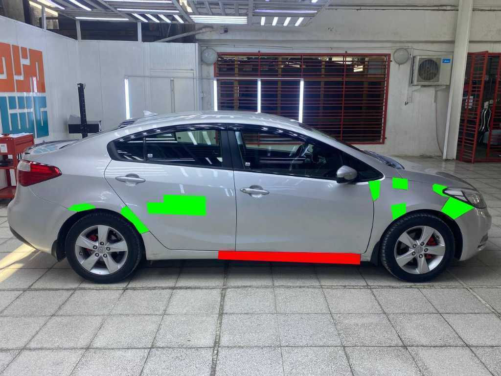 السلام عليكم  فورتي ٢٠١٤ رقم بغداد مميز ماشية١٣٧ تدفئة تبريد ثلج مكينة قطرة متنقص وكير نضيفات حادثهة بامريكا جاملق وبنيد تبديل وصبغ باب السائق  وبالعراق نطخ قبق الصندوك وبدلتة للعلم القديم موجود ويصلح بس للسرعة بدلتة موجودة صورة الحادث السيارة متصرف عليهة شي ما مخلي بيهة نقص صدرهة نضيف ونصبتهة حلوةً كلش منضومة لد الاصلي بيهة وشاشة اندرويد …السعر ١١٠ وبيهة مجال م: السونار من اشتريتهة قبل طخة الصندوك ***********
