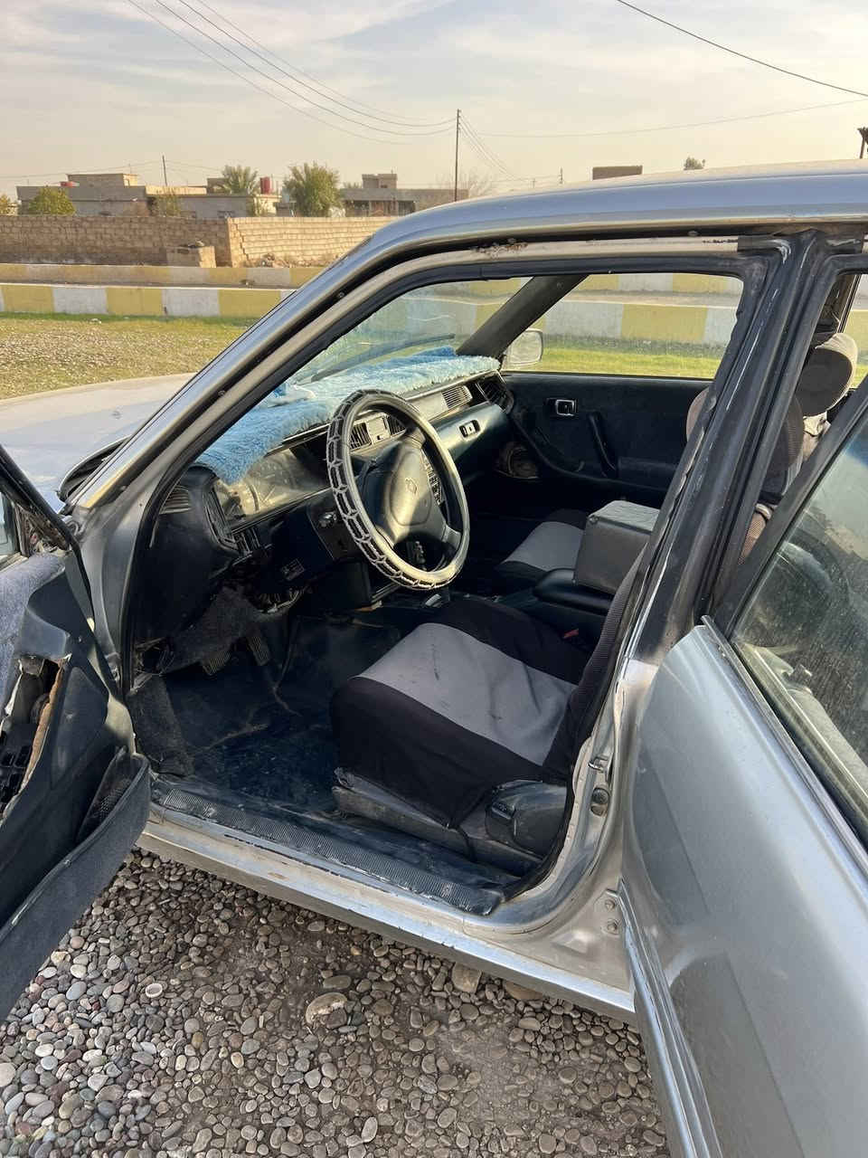 للبيع ارنب رقم كركوك الماني موديل 1993 مصبوغه عام جمالية كير ومحرك بطه 2.5 شرط التحويل صاحبها من كركوك ضررها جاملغ  امامي خفيف كهربائيات كلها شغاله اطلب عليها(37)وبيها مجال
رقم صاحبها 
***********
حالياً بالشركاط
