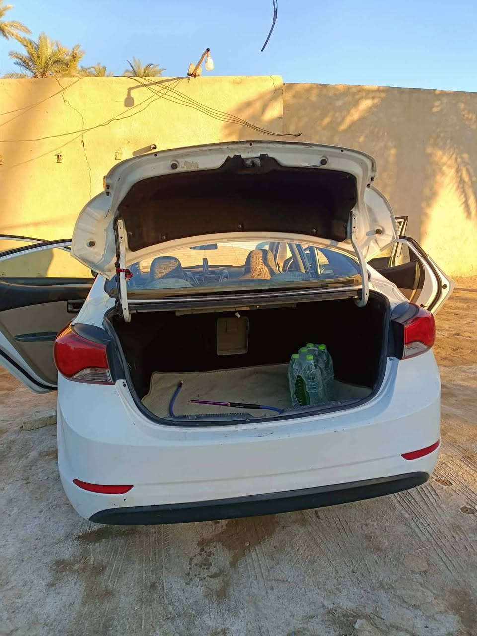 سلام عليكم ورحمة الله وبركاته النترا ٢٠١٥ خليجي حجم المحرك ٢٠٠٠ السياره مكفولة كفالة عامة  كير او مكينة   وحداديه كله مكفول

للستفسار اكثر اتصل تصل على الرقام 
بي وتساب ***********
