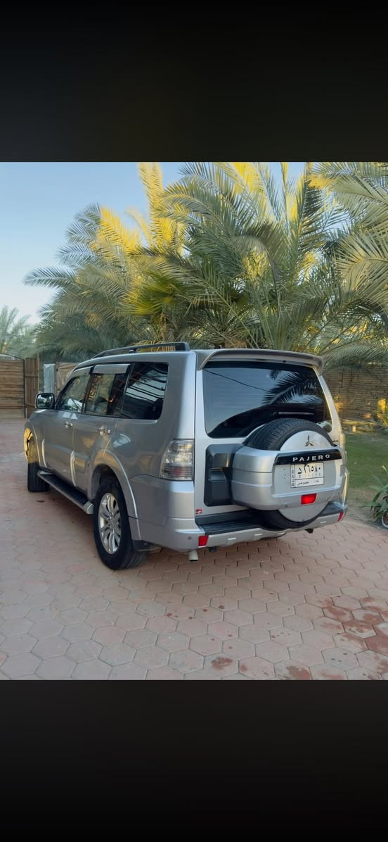 السلام عليكم باجيرو 2012
مكينة 3.800 المرغوب

مكفولة من الصبغ  السونار مرفق  فقط بيهة طلقة زغيرة  بال بنيد 
 حبتور فول مواصفات (دمام، فتحة سقف  ، تحكم ستيرن ، ) 
منضومة زنون عدسات 
تخم تاير جديد 
معالجة الطسة امامي وخلفي 
شاشة وداشكام 
كير ومكينة  وحدادية مكفولات  
السعر 155مكاني كربلاء الحر

***********
(التبريد يرادلة بس كمبريسر )
