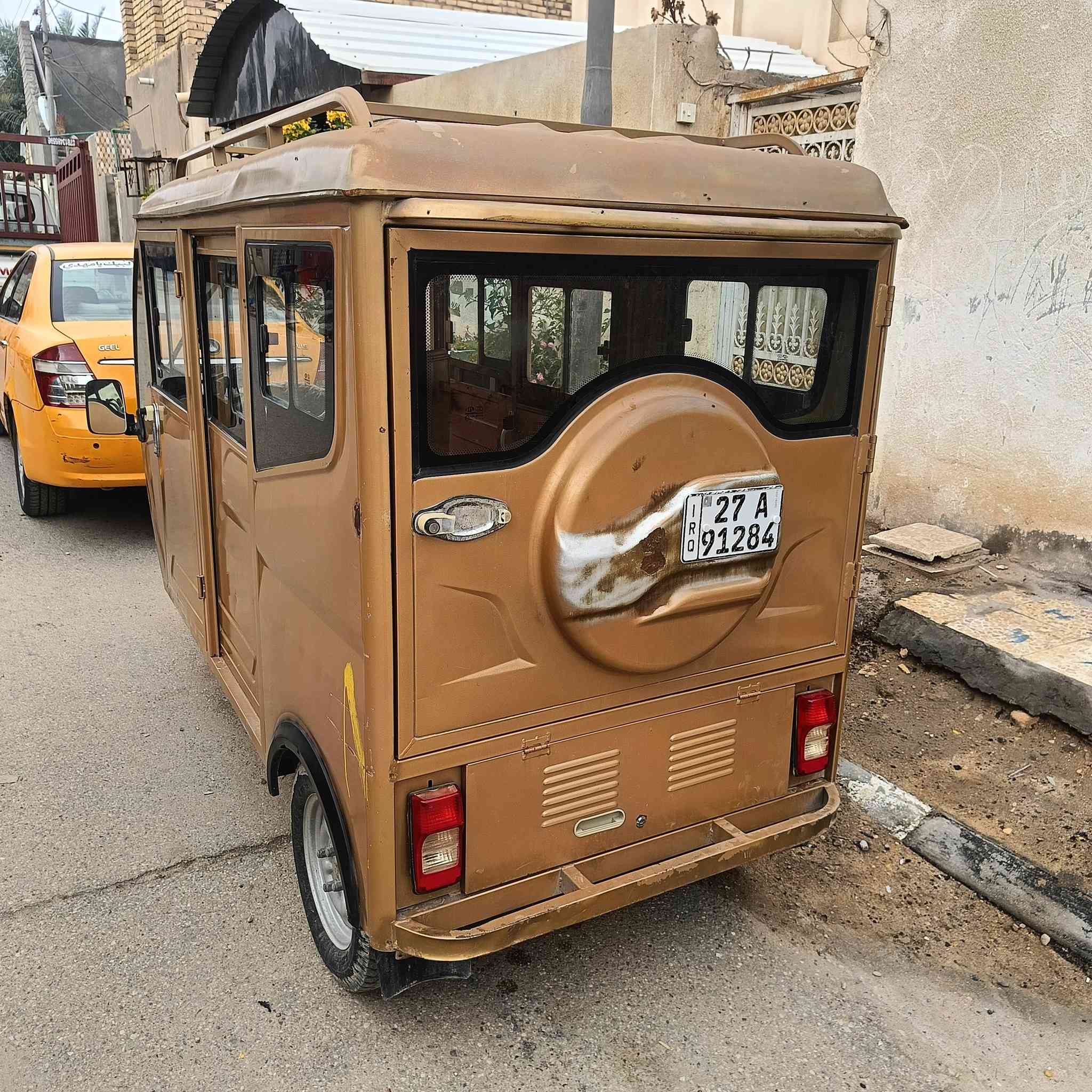 تكتك 2019 للبيع مرقمة توها وداخلة هزة وجاهزة  نظيفة ومرتبة 
السعر 4 ملايين وبيها مجال  
مكاني ناصرية حي الشهداء 
للتواصل متوفر واتساب  ***********
