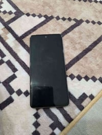 كسر بسيط جدآ بل شاشه جهاز جديد ذاكره 256  اسم الجهاز A52s السعر خاص رق...