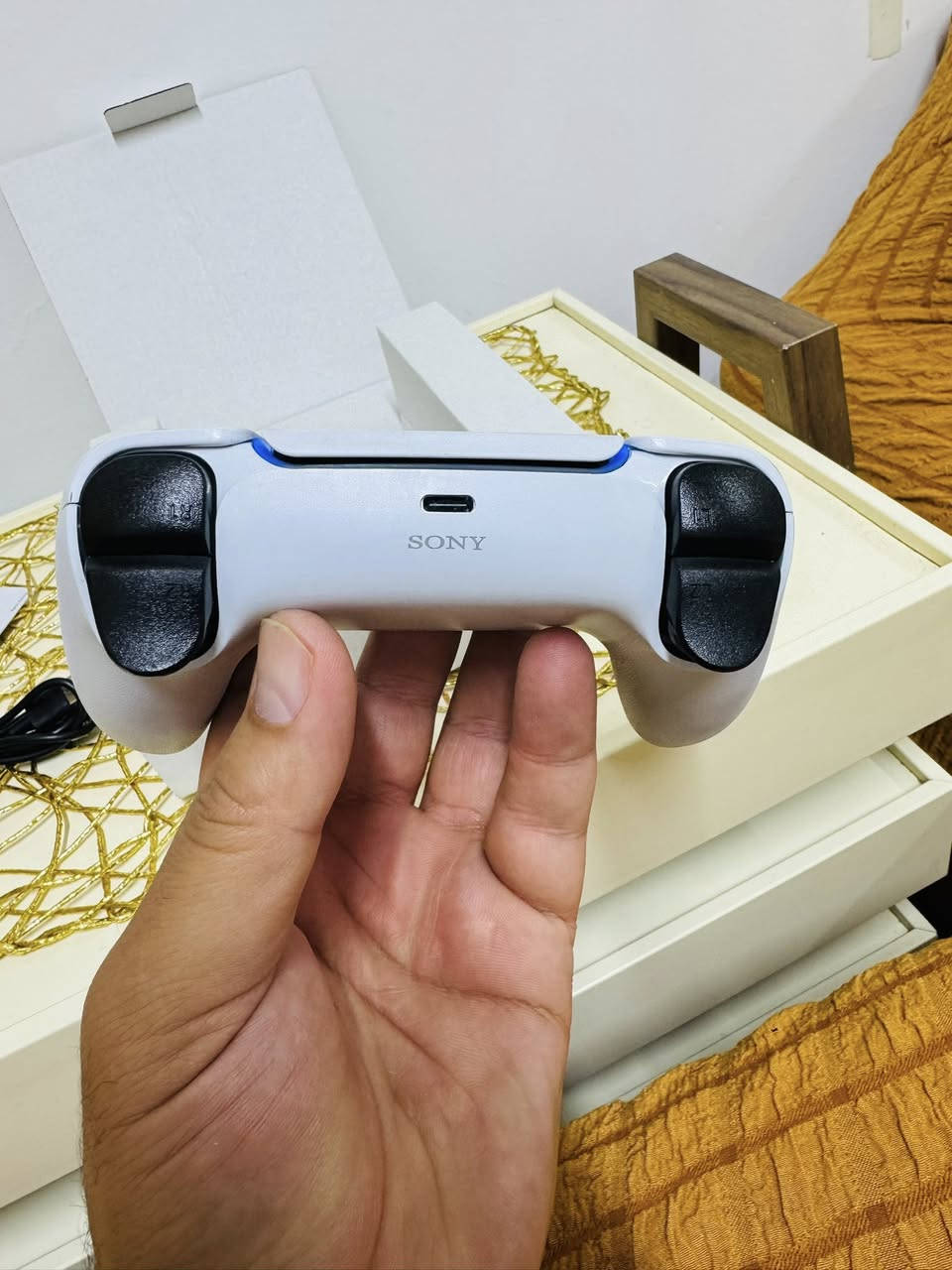 يدة بلي 5 اصلية استخدام قليل نظافة 100‎%‎ السعر 60 عالفحص


**إذا كنت صاحب هذا الإعلان وتريد حذفه لأي سبب، رجاءا أرسل رسالة إلى الدعم الفني**