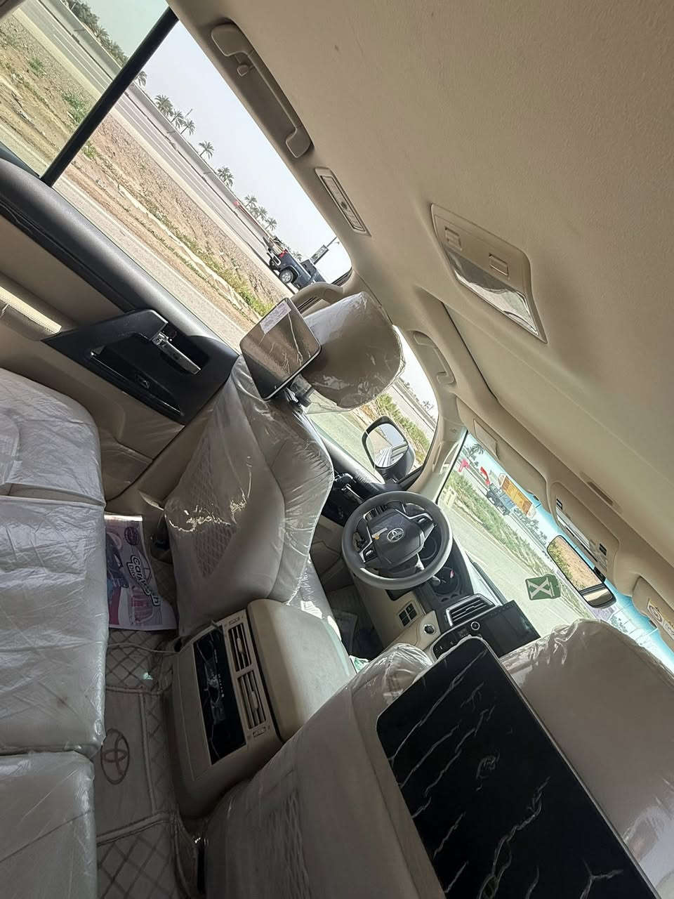 السلام عليكم لاندكروزر مديل 2020 ساز مكفوله كفالة عامه رقم أربيل العنوان بغداد رقم ***********
