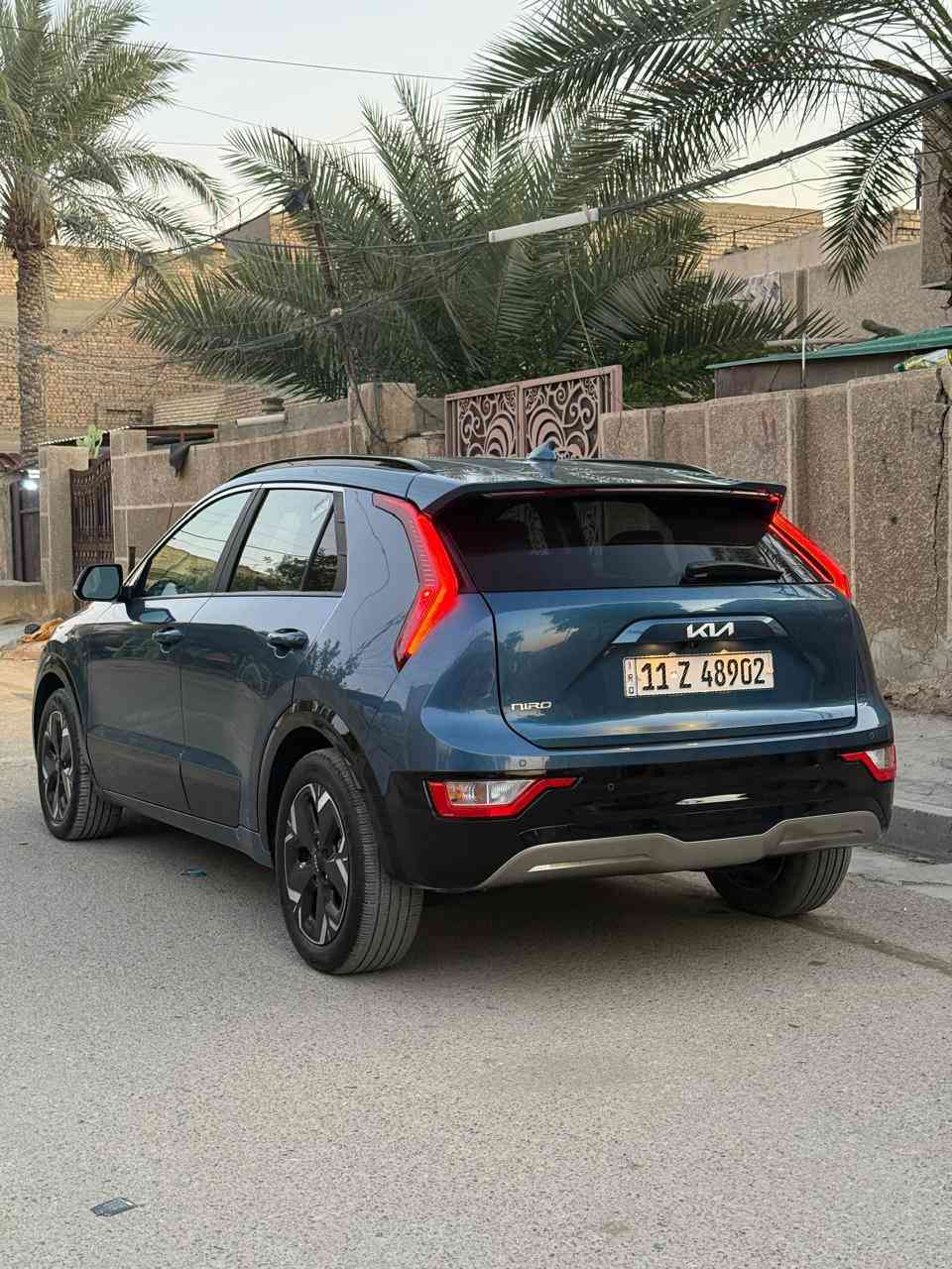 للبيع كيا نيرو بغداد م٢٠٢٤
كهربائية بالكامل 
فول مواصفات من عدة الفتحه 
حادث خفيف جدن بارد جاملغ فقط ومكفوله من الصبغ ماشيه ١١ كيلو 
بسعر ١٧٥ عنوان بغداد البلديات 
هاتف ***********
