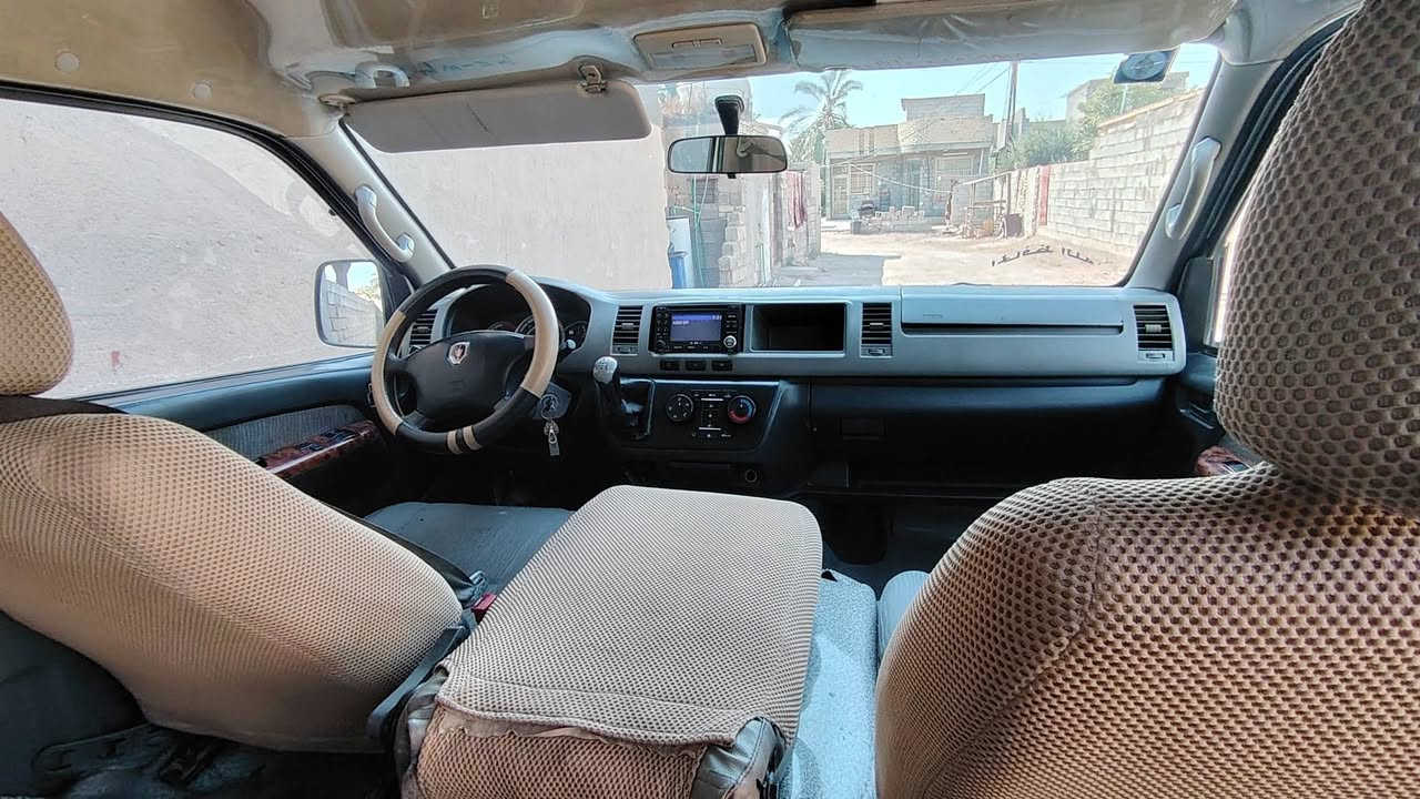 السلام عليكم للبيع جنبي عاليه موديل 14رقم بابل سياره مكينه كير اكسل تبريد  مكفولات بيها بيها طخه ورا باب سلايت موضحه بصوره دواير معمره وطخه بلغد شويه مكان السيارة بغداد المدائن العسر 125 وبيها مجال
للاستفسار ***********
