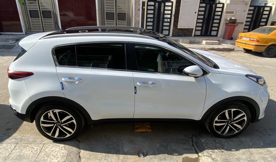 سبورتج 2020 محرك 2000 بانوراما شاشه كبيره مري شفط اشاير مري كامره حساسات خلفيه بيها باردبالجاملغ الامامي بسمي السياره موجوده بغداد  
السعر 105 
***********
