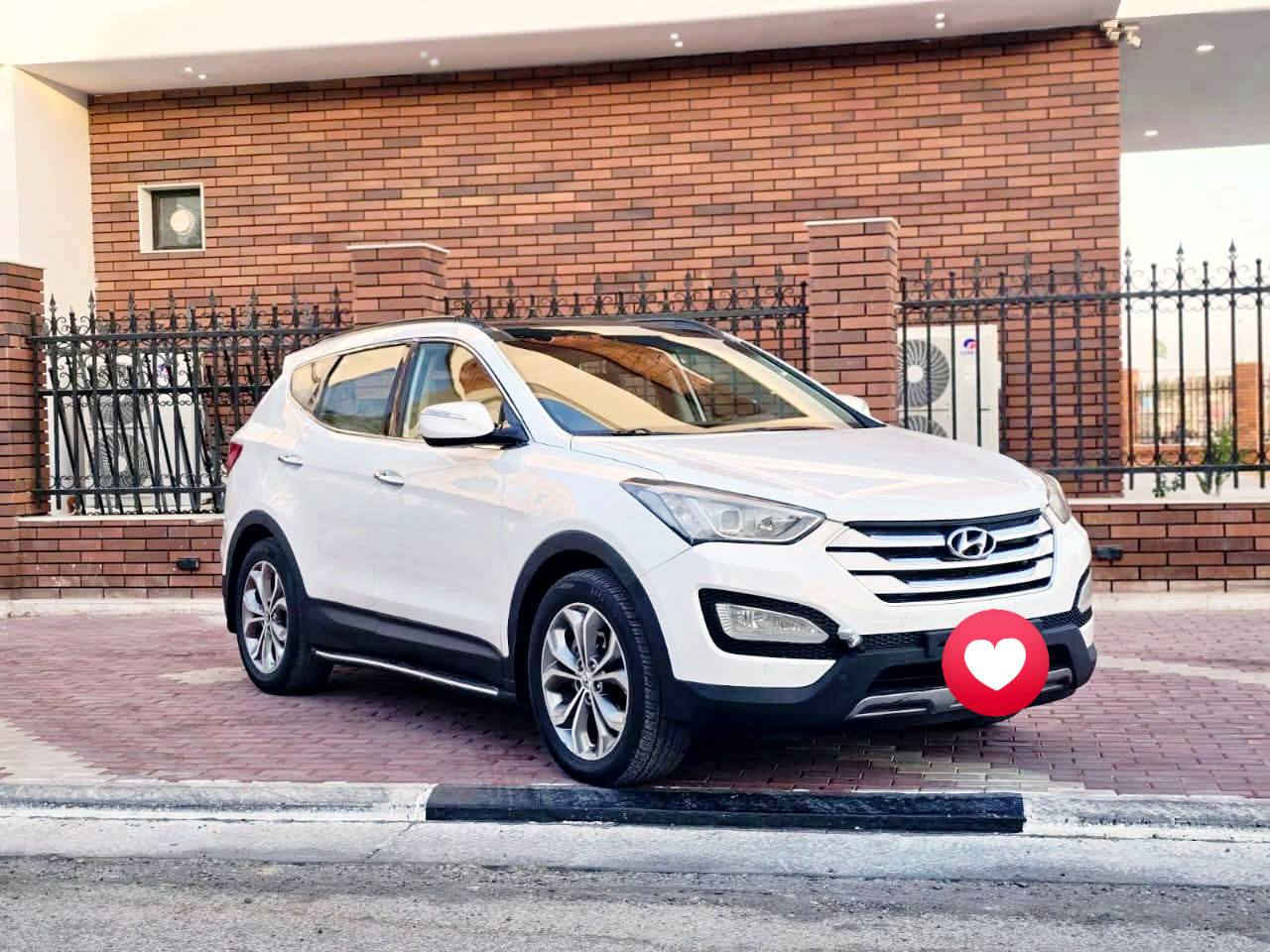 السلام عليكم سنتافيا 14 خليجي كويتي للبيع فقط 7 راكب رقم اربيل مكينة 6 سلندر فور ويل 4x4 بيها شوية بارد غير ملاحظ وباب خلفي واربع اصابع من الباب الامامي عكس السايق صبغ تخم تاير جديد صدر جديد بانوراما تدفأة تبريد 3 قطع السعر 150 $ بيها مجال 
 تحويل ثاني يوم 
مكانة السيارة تكريت 
***********
