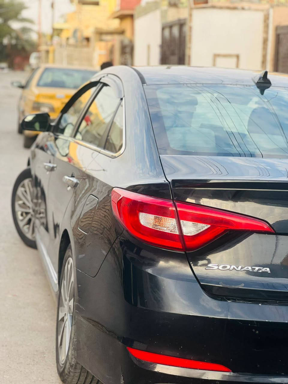 للبيع سوناتا موديل 2015
موصفات الاسبورت

رقم بغداد النكليزي

سياره حلوه وجهازه

مكينه 2400 بس طلع بيها صوت

ماعرف شنو سبب بس هسه سياره شغاله وتمشي ومابيها شي

كير مابي شي

الاستفسها اكثر الاتصال مكاني بغداد

***********

السعر 105 وبيها مجال
