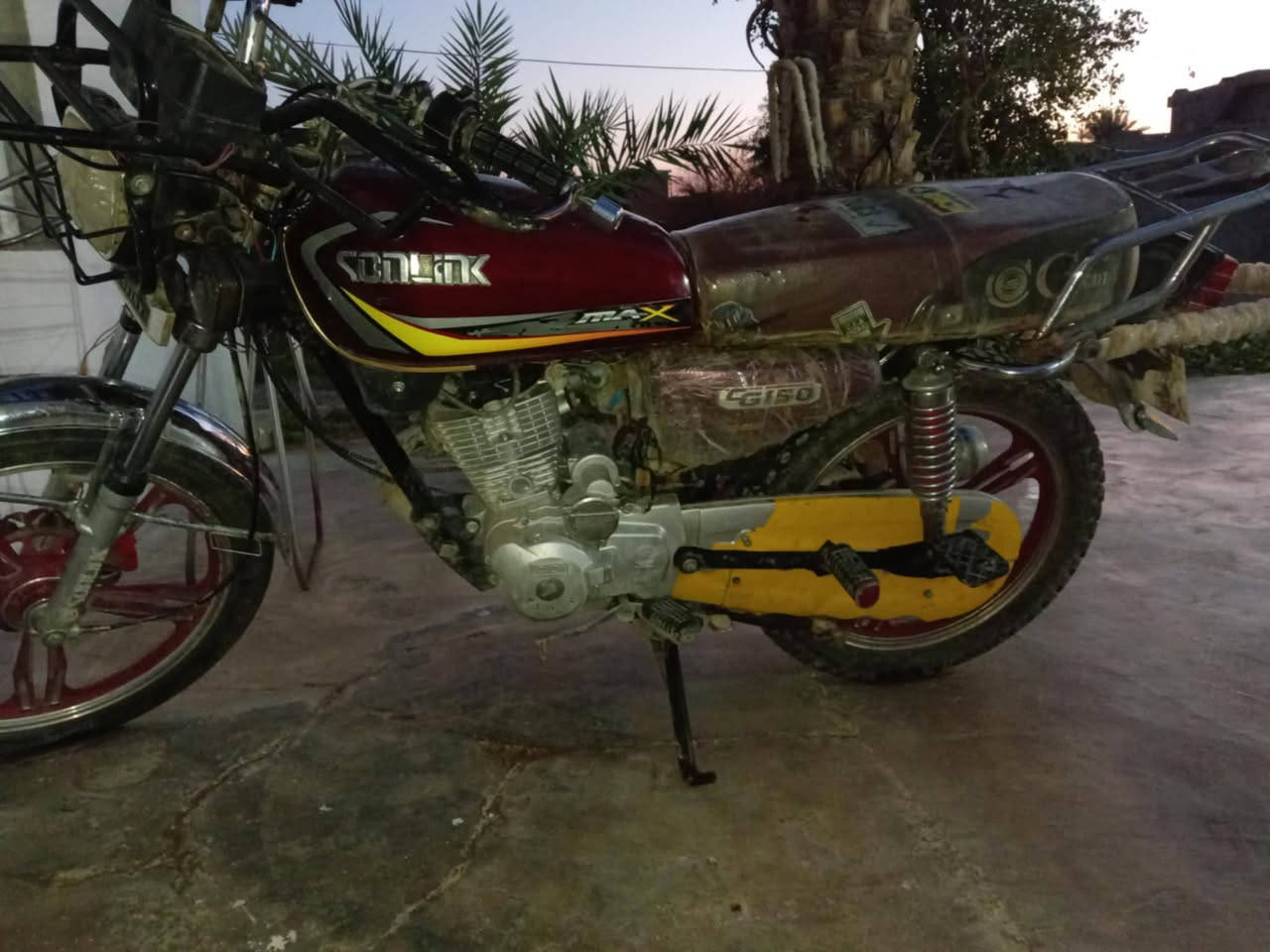 مكلف بالنشر لاتراسلني شراي اتصل
السلام عليكم 
سولنك2023وضع شركه 
محرك مامفتوح شرط
موطور مال جناي 
السعر:550وبي مجال
للاستفسار/***********
