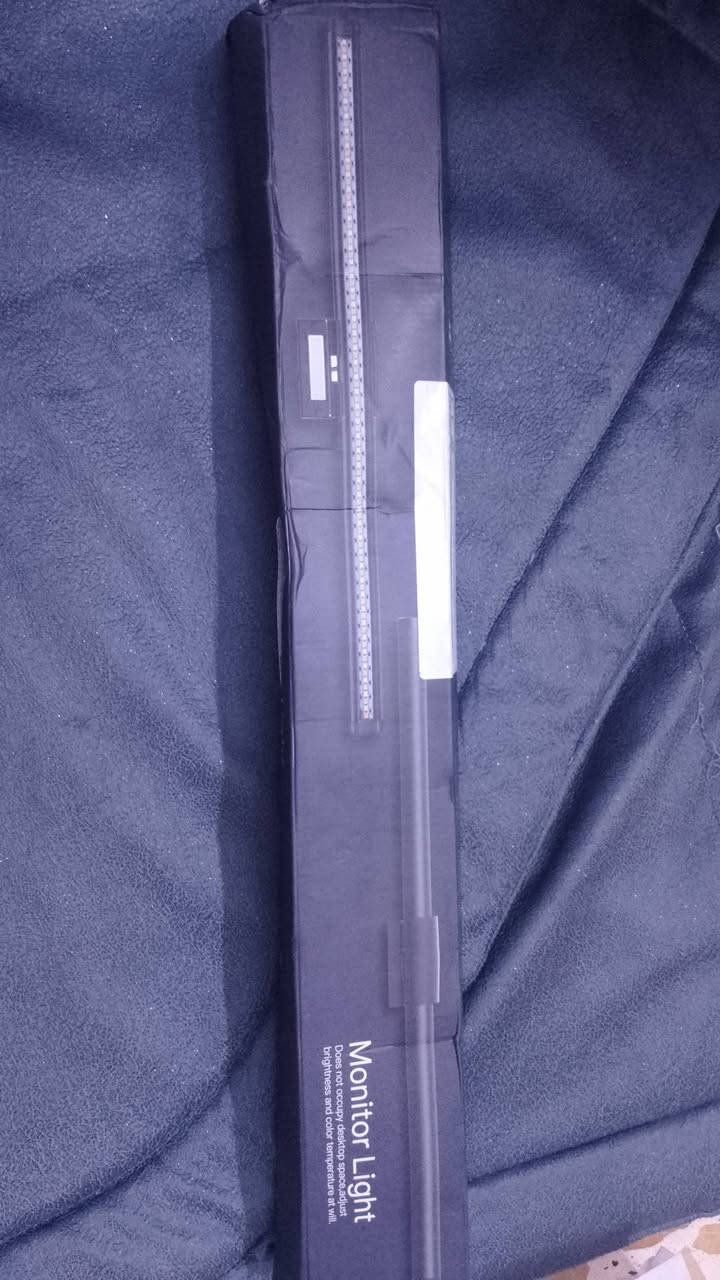 إضاءة لتقليل الوهج والانعكاسات على الشاشة وتخفيف إجهاد العين. 
إمكانية تعديل السطوع ودرجة حرارة اللون (أبيض دافئ، أبيض طبيعي، أبيض نقي) بحرية. 
يعمل بالاتصال بأي منفذ USB (كمبيوتر، محول، باور بانك).
سعر الكبيرة 25 الف
سعر الصغيرة 20 الف
يتوفر توصيل


**إذا كنت صاحب هذا الإعلان وتريد حذفه لأي سبب، رجاءا أرسل رسالة إلى الدعم الفني**