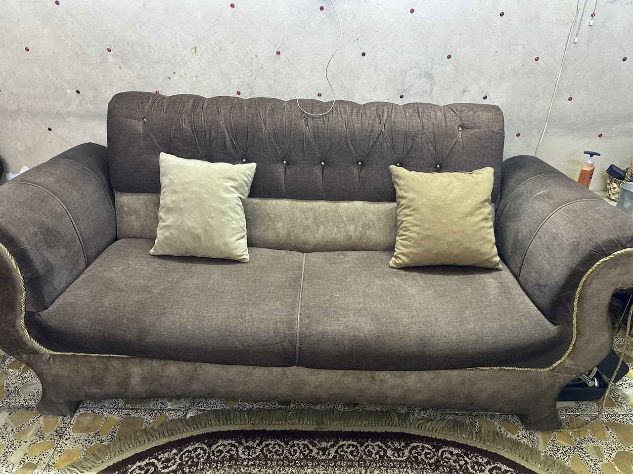 السلام عليكم
تخم حديث للبيع 5 قطع 10 مقاعد جديد 🆕
للبيع التواصل على هذا الرقم الاتي : *********** ☎️📞
