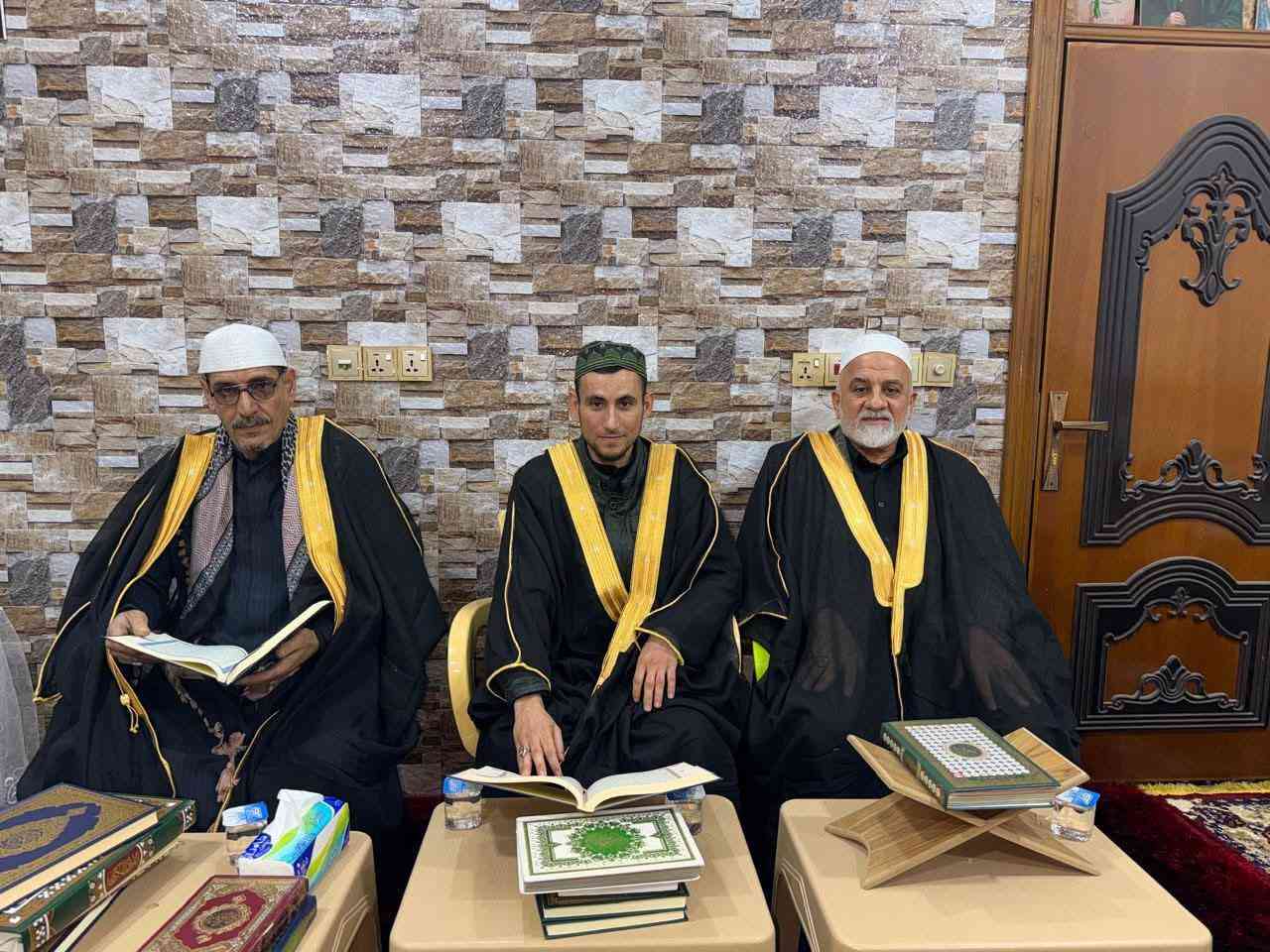 بمناسبة حلول شهر رمضان المبارك
سيقام مجالس الحسينية طيلة ليالي شهر رمضان المبارك 
مع محافل وختمة القرآنية 
سيكون المحفل والختمة القرآنية الساعة الثامنة مساء 
والمجالس الحسينية الساعة التاسعة مساء 
الخطيب الحسيني الشيخ مثال الحسناوي 
وكوكبة من القراء القرآن الكريم 

المكان: قاعة الإمام المهدي المنتظر 
القاعه الجديدة مقابل مرقد عون علية السلام 

الزمان: طيلة ليالي شهر رمضان المبارك الساعة الثامنة مساء 
الختمة القرآنية 
الساعة التاسعة مساء المجلس الحسيني 
ودعوة عامة لجميع ولكم الأجر والثواب


**إذا كنت صاحب هذا الإعلان وتريد حذفه لأي سبب، رجاءا أرسل رسالة إلى الدعم الفني**