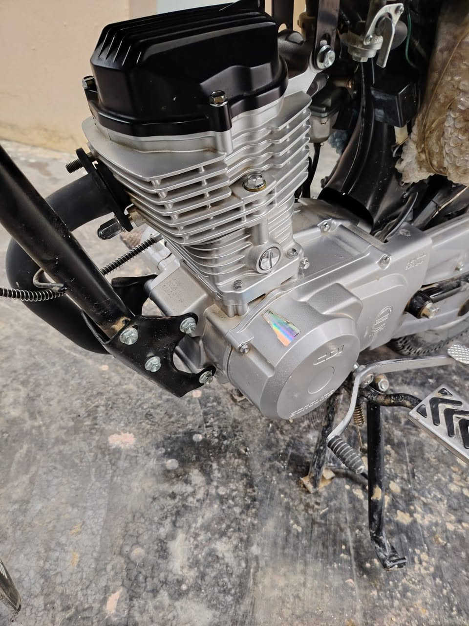 السلام عليكم شباب دراجه موديل 26 مقفوله نظافه 100% المكان ديالى بلد روز الرقم ***********
