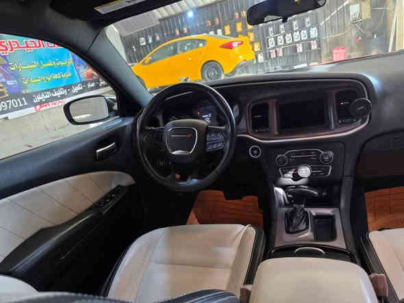 السلام عليكم اخوان انه مكلف بلنشر للاستفسار اتصلو على صاحب السياره***********
جارجر لون مميز رقم بغداد انكليزي السياره كارتون ماشيه 40الف كفاله من ضربه وصبغ داخله تقرير غرق مكان السياره ذي قار سوق الشيوخ موديل 22اصل وفصل 😘 السعر 260وبيها مجال. اتصلو واتساب
