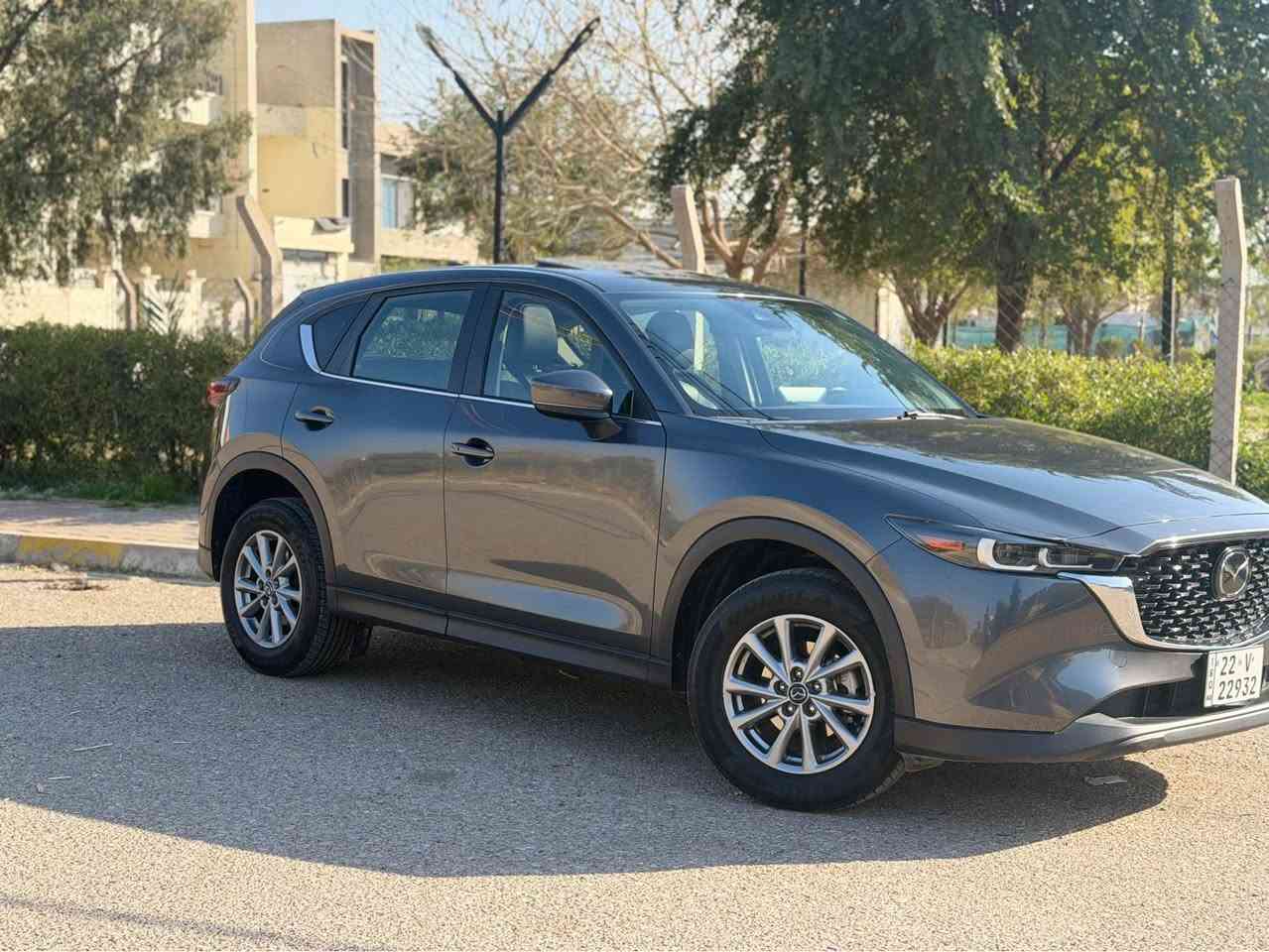 السلام عليكم رمضان كريم ☪️ 

مازدا CX5 

مواصفات : preferred

موديل 2023 

عدد المسافة : 52 ميل   

حجم محرك : 2.5L ( 4،سلندر) 

بدون ضرر : شرط كلين بدون طخه او تعديل 
او تكحيل او صبغ 
ايرباك برده طاك جهة السايق بسبب طخة التاير مالتها 

فتحة سقف 
دبل اكسل AWD 
بصمة ابواب 
بصمة تشغيل  
هاند بريك بصمة 
اوتو هولد : Auto Hold 
اوتو ستارت : Auto start 
اوتو ستوب : Auto stop 
رادار امامي ( نقاء عمياء) 
رادار خلفي ( تحذير من الاصطدام) 
تحكم ستيرن 
كشن كهربائي
تبريد مركزي 
لايتات ليد و عدسة زينون  
وبعد هوااي اكو مواصفات…

رقم أربيل ومكان السياره كركوك 

رقم الشاصي : jm3kebcm5p0114403

للاستفسار اكثر الاتصال او واتساب :
*********** كركوك, العراق
