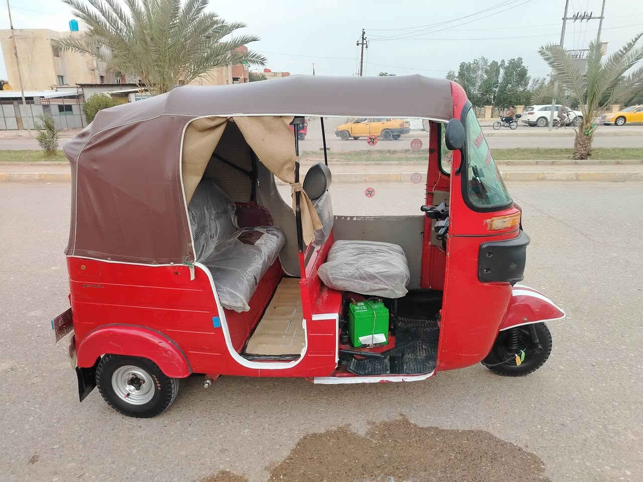 تكتك للبيع نضيفه فول شراي يتصل
***********
