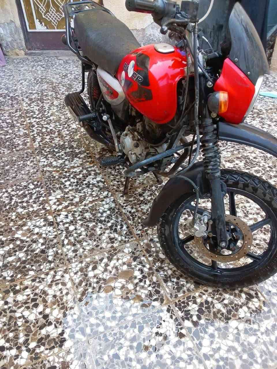 بوكسر موديل22 رقم ديالئ مشروع وطني بي مكان تتحول سنويه ورقم انكليزي لوحتين امامي وخلفيه دراجه مجفته مره وحده تجفيت شركه مكفوله وكل غراضه ما بيهن نقص سعر 1650 بيه مجال بسيط حك الجيه مكاني بغداد مدينه صدر تواصل فيس لو وتساب
***********
