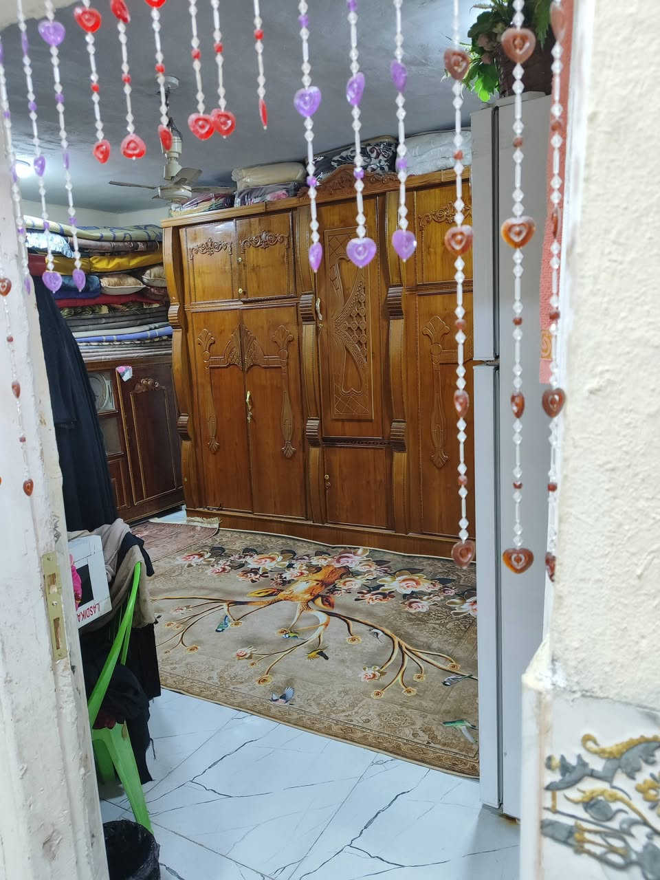 بيت للبيع دولان حي الجمهوري الشرقي شارع ام حميد
المساحه75 م
غرف نوم وحده
صاله 
استقبال
مطبخ 
صحيات 
___________
***********
