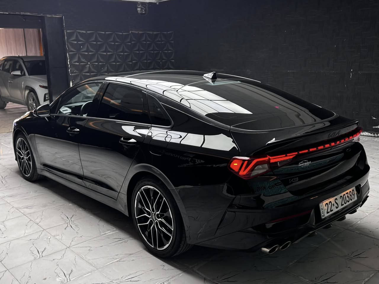 كيا k5 2023
Gt 
مكينه 2500تيربو 
فول كامل مواصفات 
ضرر تبديل بنيد فقط 
مرقم اربيل ترقيم وهزه جديد 
السعر 195$
مكان السياره كربلاء 
للاستفسار 
***********
***********
