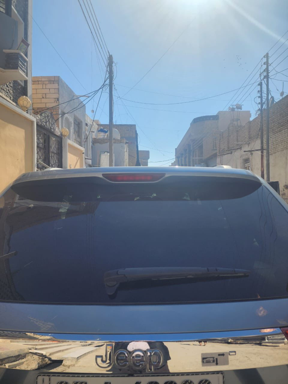 السلام عليكم 
جيب لاريدو  موديل 13 مسجله دولي 17  مرقم وكامل وشرط التحًويل  دواخل جلد  وكهرباء  مكينه 3600 المرغوبه  وشاشه  وكامره   تبديل بنيد  وجوملغ امامي ايمن  واكو طخه  البيبان اليمن من جوه فقط   جاهزه مكينه وكير  وتبريد وتخم تاير  
وتحويل  مكاني شطره  
السعر 165$
***********
***********
