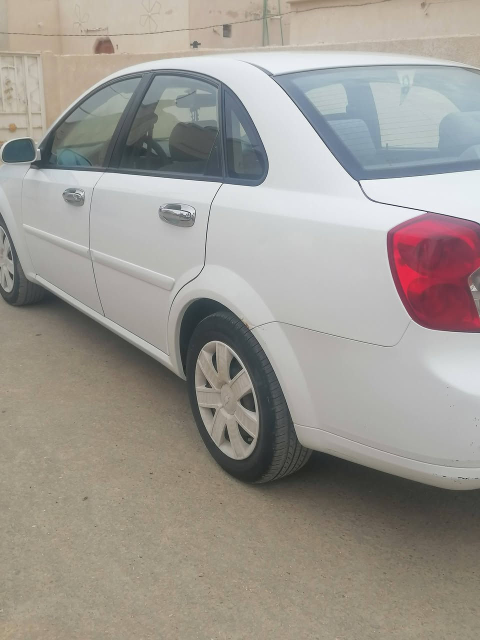 اوبترا موديل ٢٠١١ رقم مثنى مكفولة ما عدى المؤشر بالصور مكينه كير تبريد حدادية كفاله عامه مداور ثاني يوم السعر ٨٢ وبيها مجال للاتصال ***********

