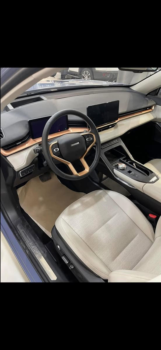 H6 GT 2023
ماشية ٣٩ الف
رقم بغداد
محرك الفين تيربو
گير ZF DCT 
فول مواصفات اعلى فئة
كامرات ٣٦٠ 
حساس ٣٦٠
رادار ٣٦٠ 
قيادة ذاتية 
اوتو بارك
داتا شو
كراسي كهرباء وتدفئة وتبريد
ستيرن تدفئة
فور ويل و ٧ انظمة قيادة
بيها نظام قيادة السباق خاص بال GT واكزوز يتحول رياضي
نظام رجوع تلقائي لاخر ٥٠ متر  
هاي الصور قديمة بس السيارة على وضع الشركة مكفولة من كلشي بدون اي شخط
وبعدها بالضمان تبديل دهن كل ٥ الاف وبانزين محسن هذا كل اللي تحتاجة
السعر ٣٧ مليون
***********
