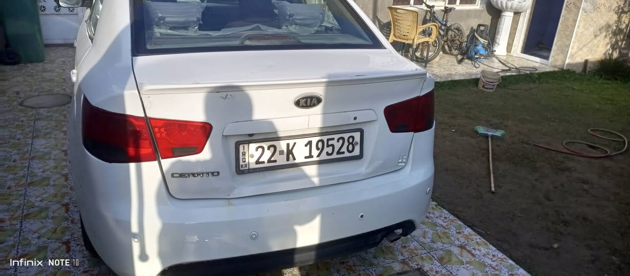 السلام عليكم ورحمة الله وبركاته سيراتو ٢٠١١ رقم اربيل الجديد وكاله عامة تحويل مباشر مكينة وگير بحالة جيدة صدر وتخم تاير وداخل جديد كهربائياتها شغالة من عدا التبريد منظومة كاملة بس غير شغالة السيارة بيها ٦ قطع صبغ ابيع حزام بدون دواخل من عدا اكو داخل بالباب مال السائق شوية السيارة جاهزة وحلوة وما متعوبه السعر ٧٥ ورقة وبيه مجال مكاني بغداد اللطيفية رقم الهاتف *********** و ***********
