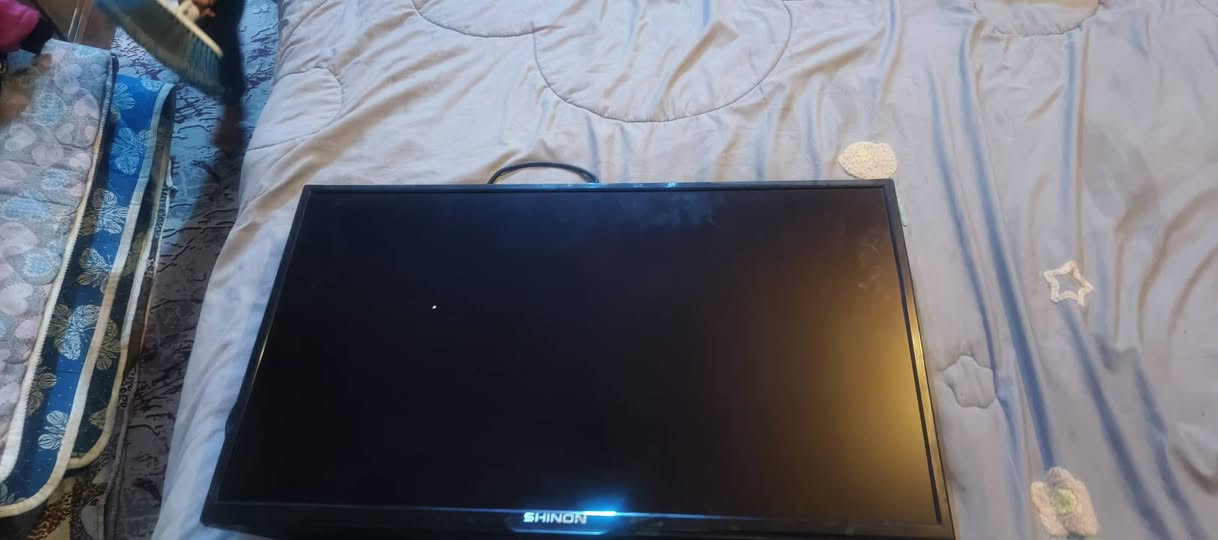 السلام عليكم حجم 32 شغاله الشاشه كل شيء ما بي 85 ألف وبيها مجال
رقمي ***********
