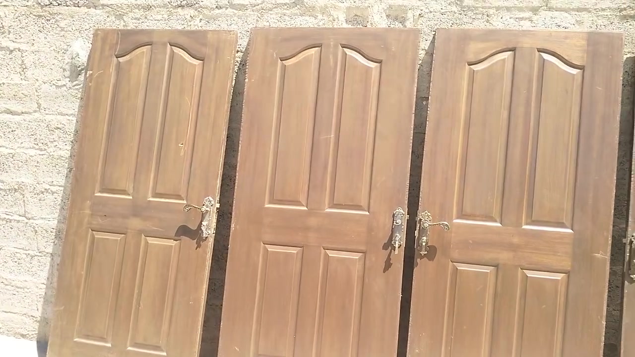 بوب خشب انظاف كلش بدون جراجيب السعر شلع 100)


**إذا كنت صاحب هذا الإعلان وتريد حذفه لأي سبب، رجاءا أرسل رسالة إلى الدعم الفني**