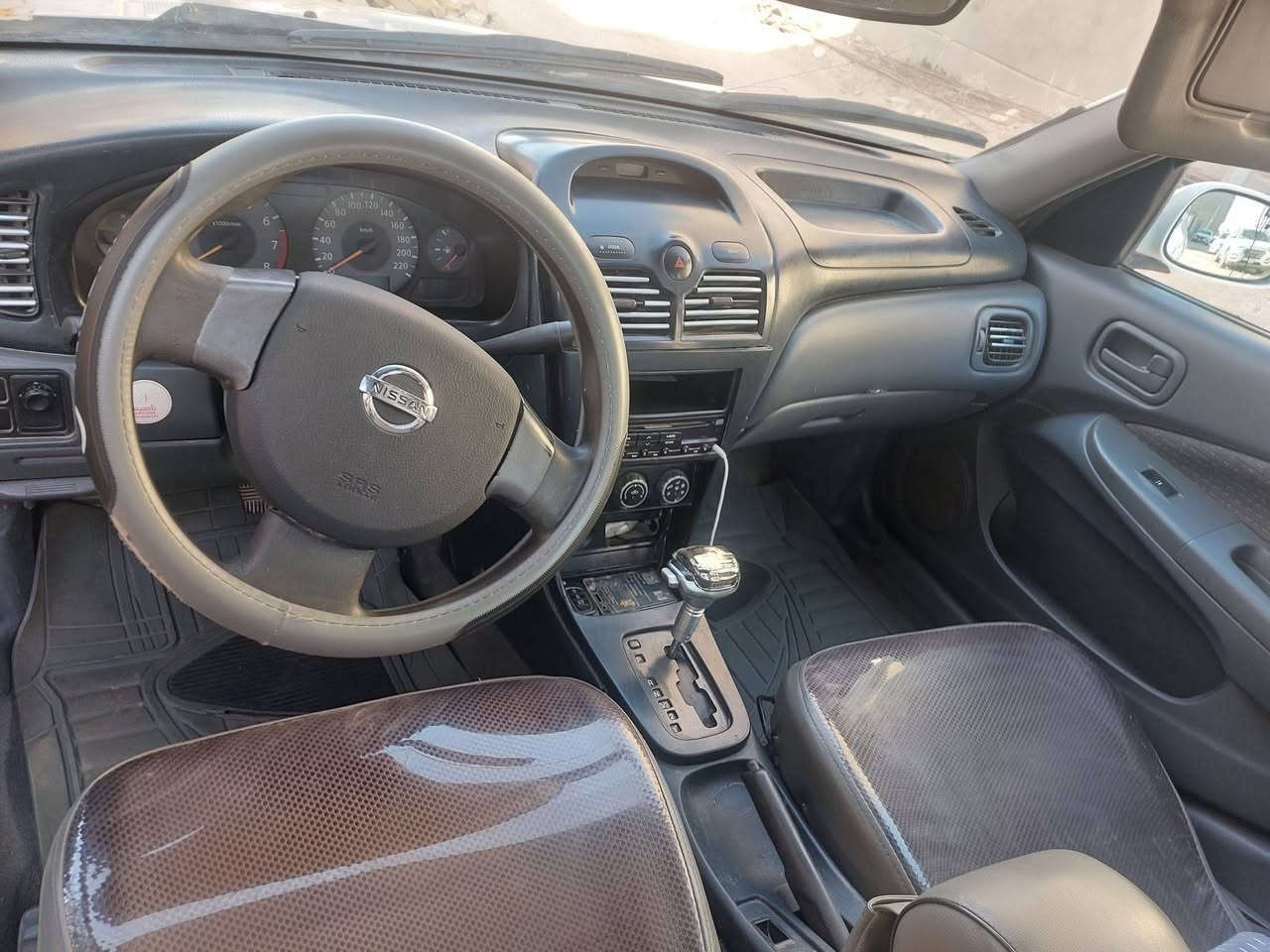 اسلام عليكم نيسان سني كوري ٢٠٠٩ مصبوغه حزام السعر ٧٢ رقم بابل مكان السياره الديوانيه للاستفسار ***********
