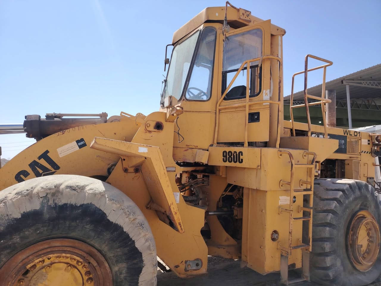 ٩٨٠ سي مديل ٩١ للبيع الأستفسار الاتصال على الرقم *********** الخط الثاني *********** رجائن اخون الي مو شراي لايتصل العنوان سامراء
