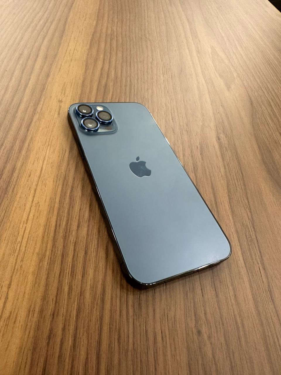 ايفون 12 برو ماكس
ذاكرة 256
تك سيم وبيه شريحة الكترونية ايضًا
بطارية 81 نزلت بالتحديث مال ios 26
نظافة فول 
لون ازرق
ووياه 6 كفرات
ولصقة مظللة
وشاحنة 20 واط
الجهاز ما بيه اي عيب وما مفتوح
مكاني موصل حي الصديق
للتواصل عالخاص
السعر 520


**إذا كنت صاحب هذا الإعلان وتريد حذفه لأي سبب، رجاءا أرسل رسالة إلى الدعم الفني**