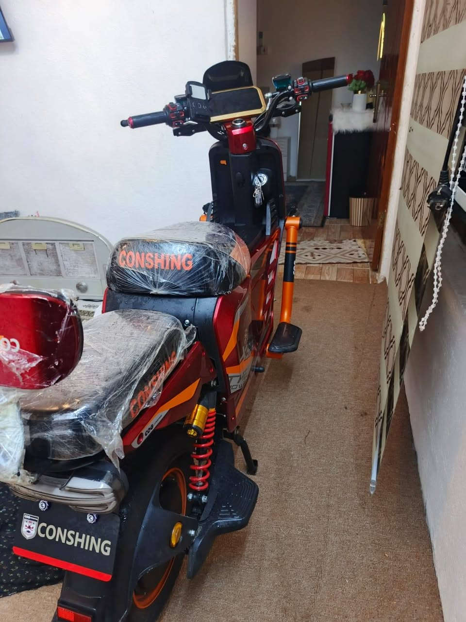 سلام عليكم
دراجه شحن  X 9 0 0  دراجه جديده مستخدمه شهر
سعر 500 وبها مجال العنوان بصره القبله الرقم  ***********
