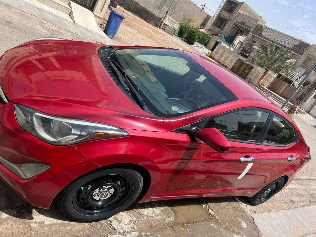 لنترا 2015 وارد امريكي 
حادثها الجاملغ الخلفي والباب الخلفيه جهت السايق بدون دواخل وبدون ايرباك بدون لالغد ولا شواصي  بجم كبس 
رقم  بغداد الدولي  بأسمي
محرك 2000 دوش
ماشية 110
مكاني : بغداد البياع
السعر 110$ وبيه مجال للشراي 
للاتصال *********** بي واتساب
