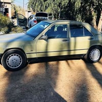 مرسيدس 190 • موديل 1990 • تحويل مباشر