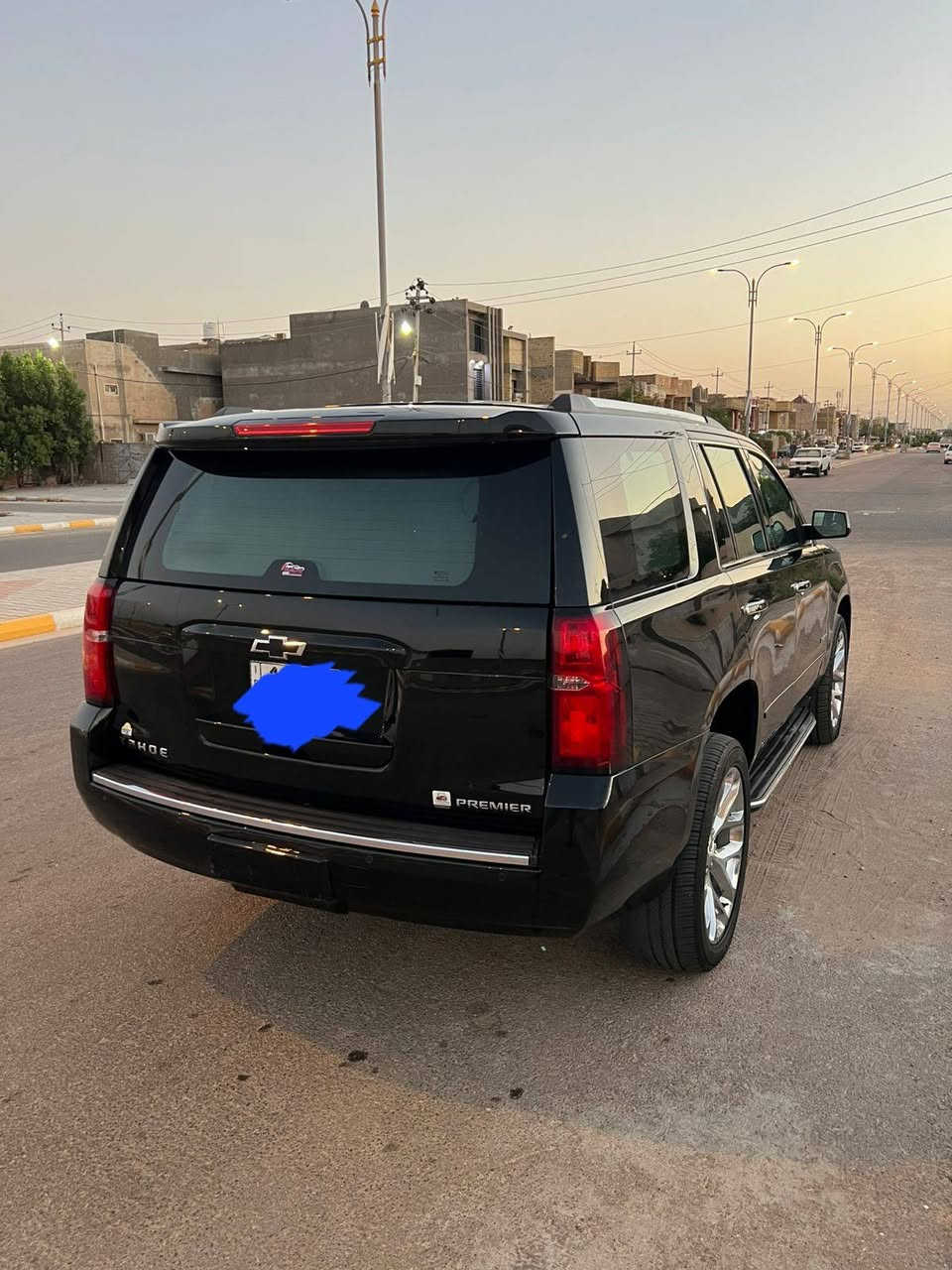 سلام عليكم للبيع تاهو ١٩ بريمير خليجي فول واحد على واحد ماشيه ١٠٠ الف بغداد سنويه وهزه جديده مكفوله من صبغ ماعده بارد قليل جوه تريشه باب الصدر السياره بريم وجديده بمعنى الكلمه وسعره مناسب اي ستفسار تصل ***********

