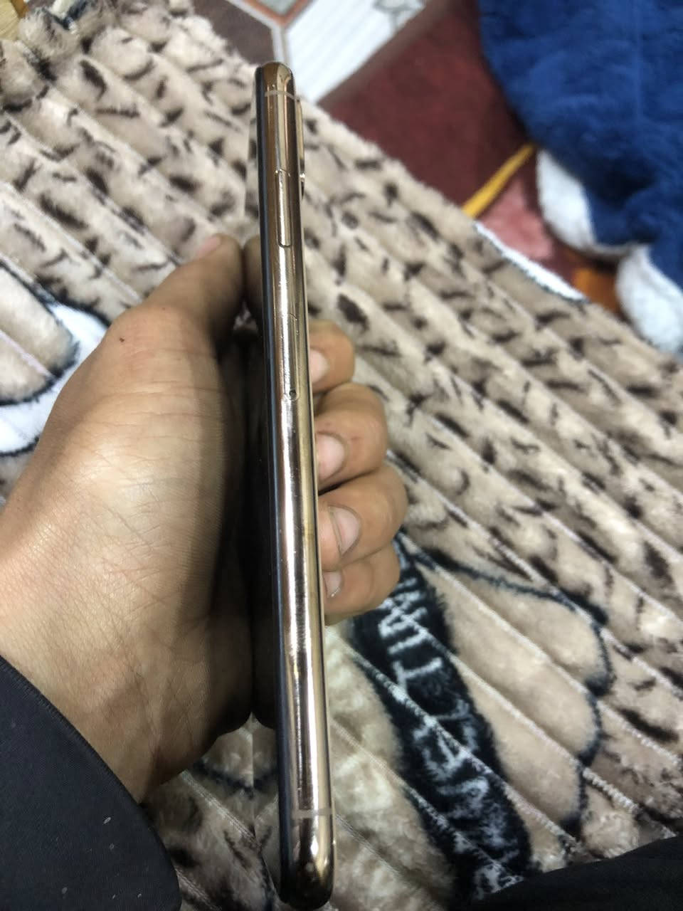 ايفون اكس ما كس ذكرة ٦٤ بطارية ١٠٠مبدلة فيس أيدي شغال 
الجهاز كلشي ما بي كلو شغل بس بي فطر بل الشاشة وما ماثر 
مكاني موصل الجديدة 
سعرو ١٦٠وبي مجال قليل 
***********
بي واتساب
