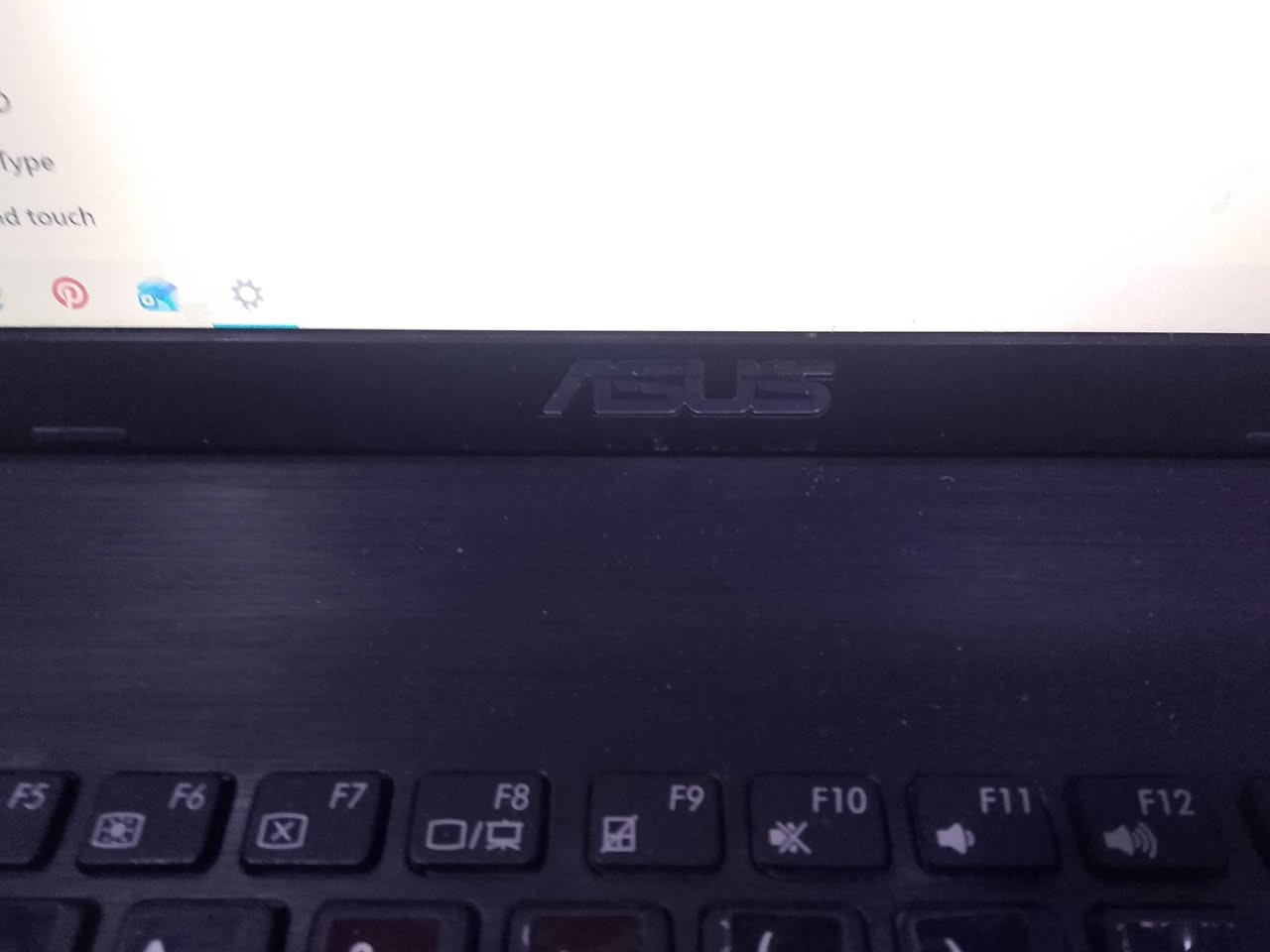 لابتوب مواصفات كور 3 جيل خامس ولابتوب مستخدمه العاب +برامج اريده مراوس بكيس. مواصفات زينه
كرت شاشه داخلي خارجي 4 
بطارية ساعه
هارد 1تيرا
+540 sdd


**إذا كنت صاحب هذا الإعلان وتريد حذفه لأي سبب، رجاءا أرسل رسالة إلى الدعم الفني**