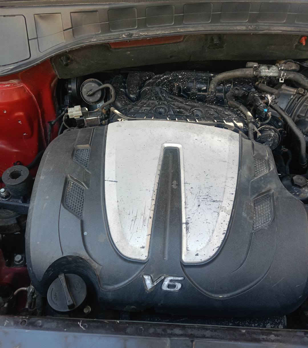 اسلام عليكم سنتافي للبيع 2013 خليجي فول واحد ع  واحد مكينه 3300 رقم بغداد نگليزي بسمي  تبريد ثلج 3قطع  7راكب فور ويل بصمات 4  كامر  شاشه  كشن   حار وبارد ***********
